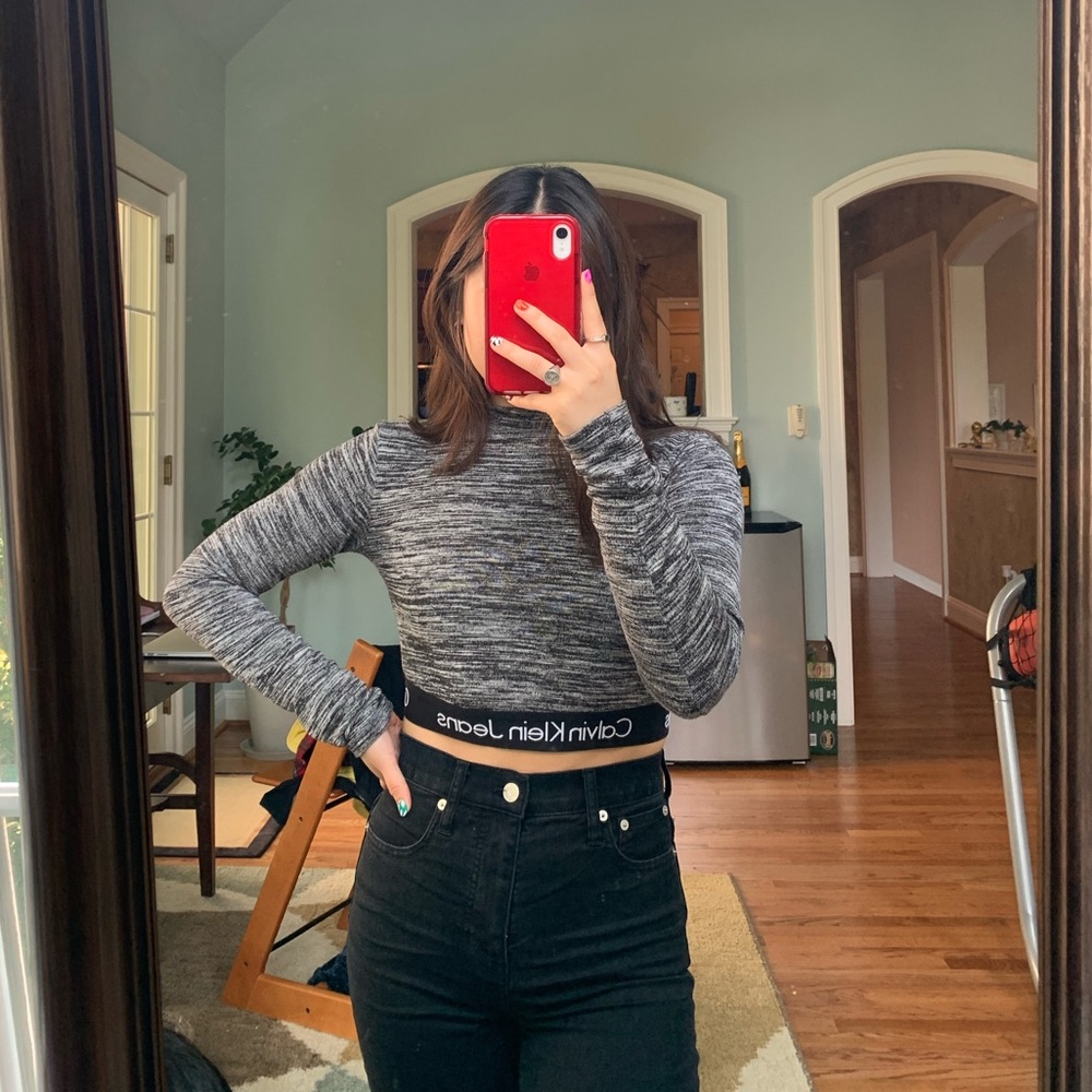 UO Exclusive Calvin Klein Long Sleeve Crop Top